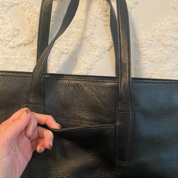 Tory Burch Black Pebble Leather Shoulder Bag - Picture 3 of 3